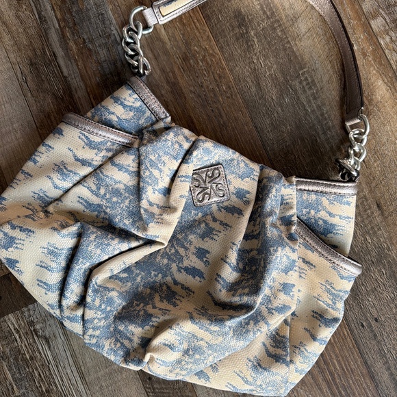 Vera Wang Handbag - Picture 1 of 4